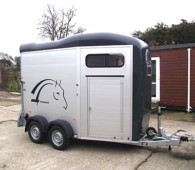 horse trailer sales