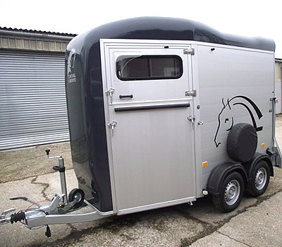 horse trailer sales