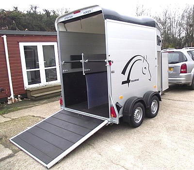 horse trailer sales